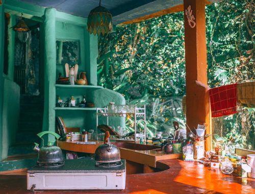 La cuisine extérieure en bois
