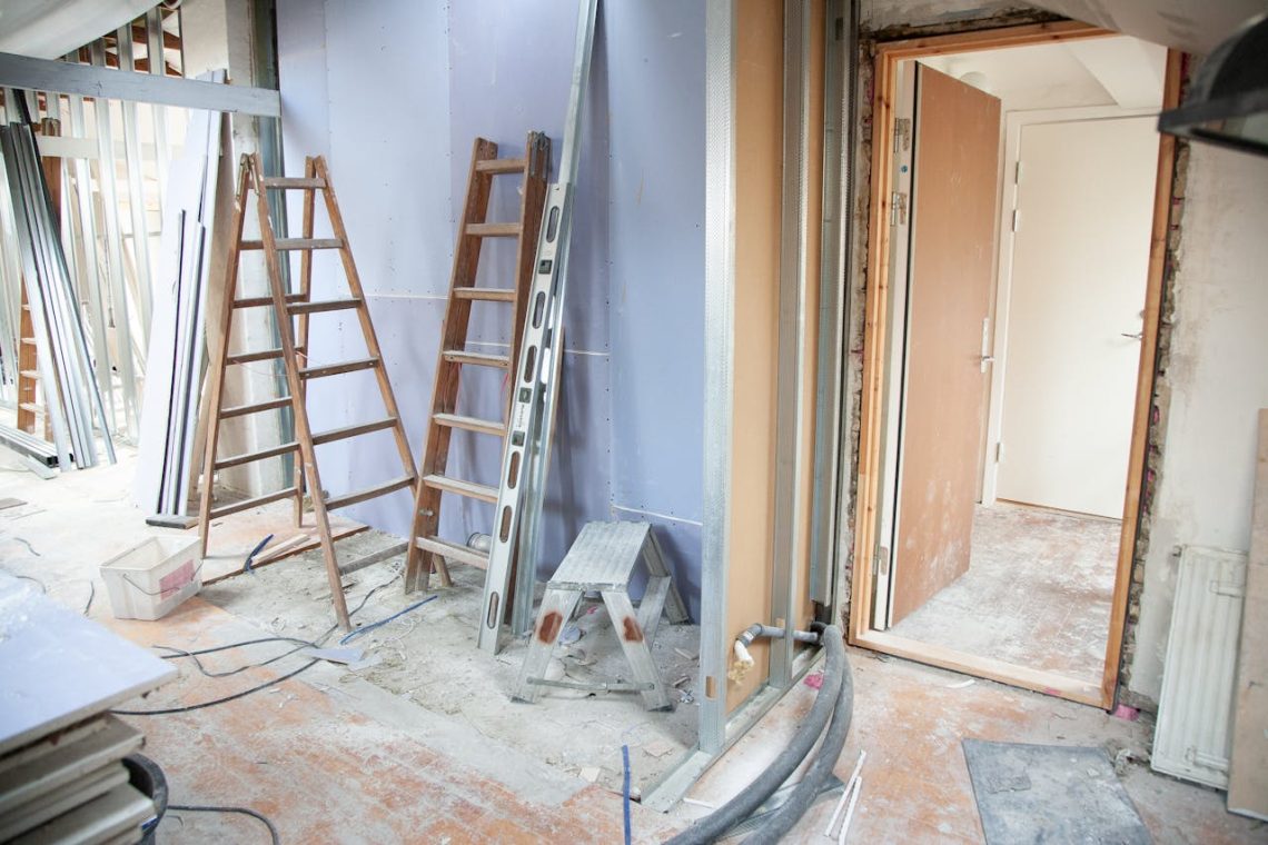 guide pratique pour les travaux de rénovation en Cassant un mur sous fenêtre